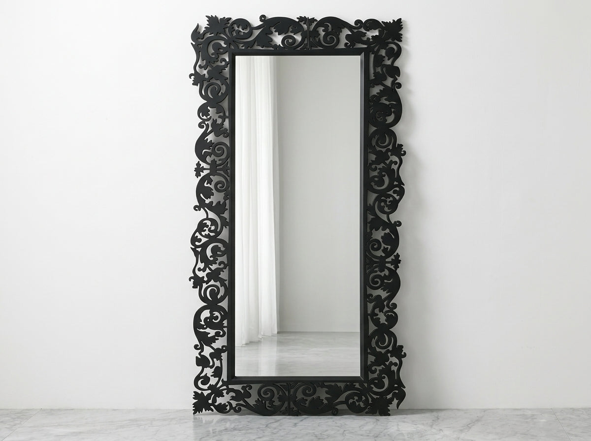 Grand Decor Mirror – Refined Luxury for Modern Spaces