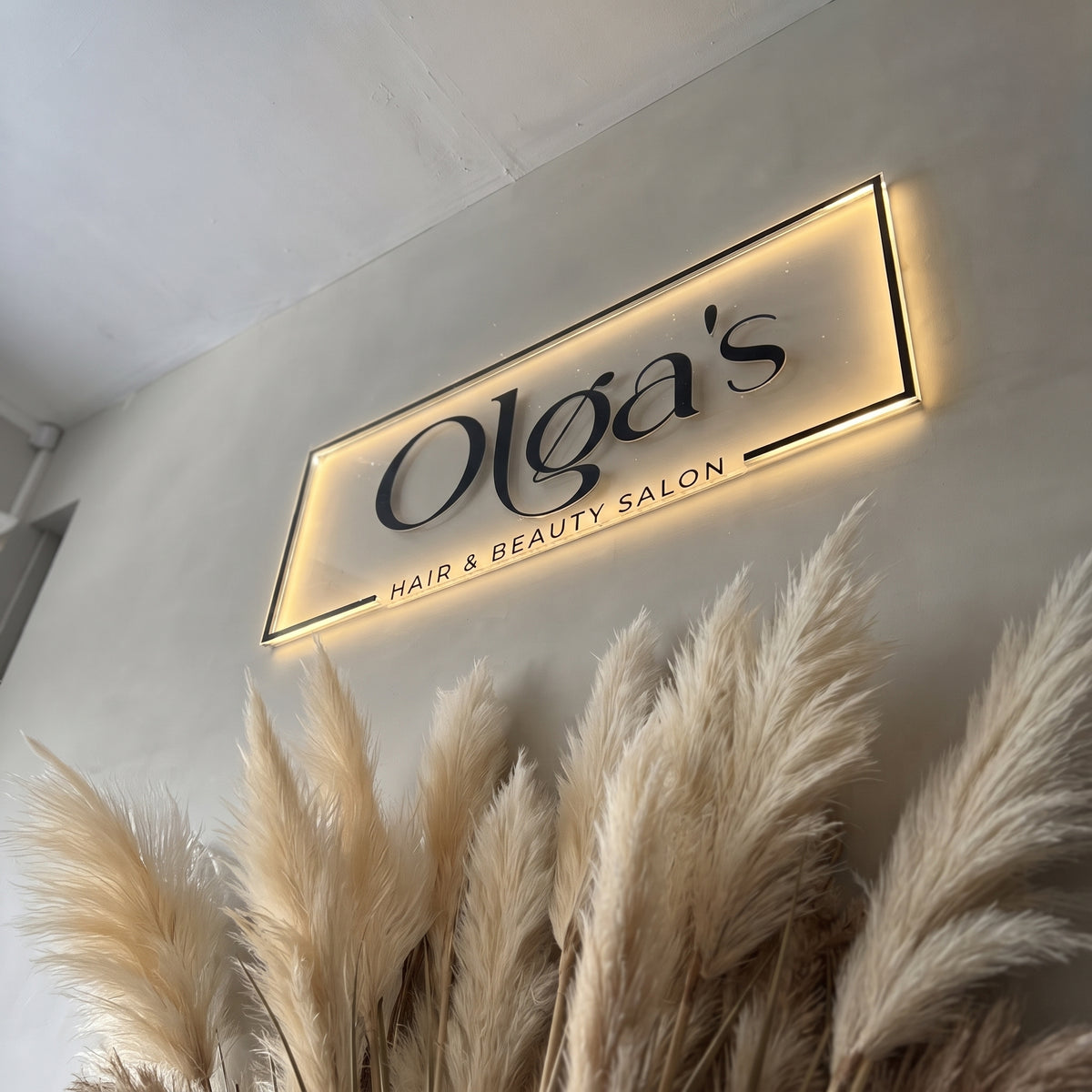 Elegant Custom Nameplate | Personalized Home Sign