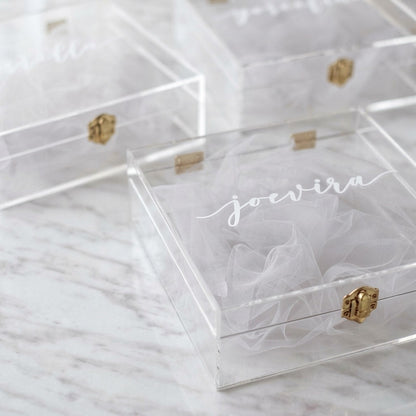 Stylish Acrylic Home Décor – Creative & Elegant Interior Accent
