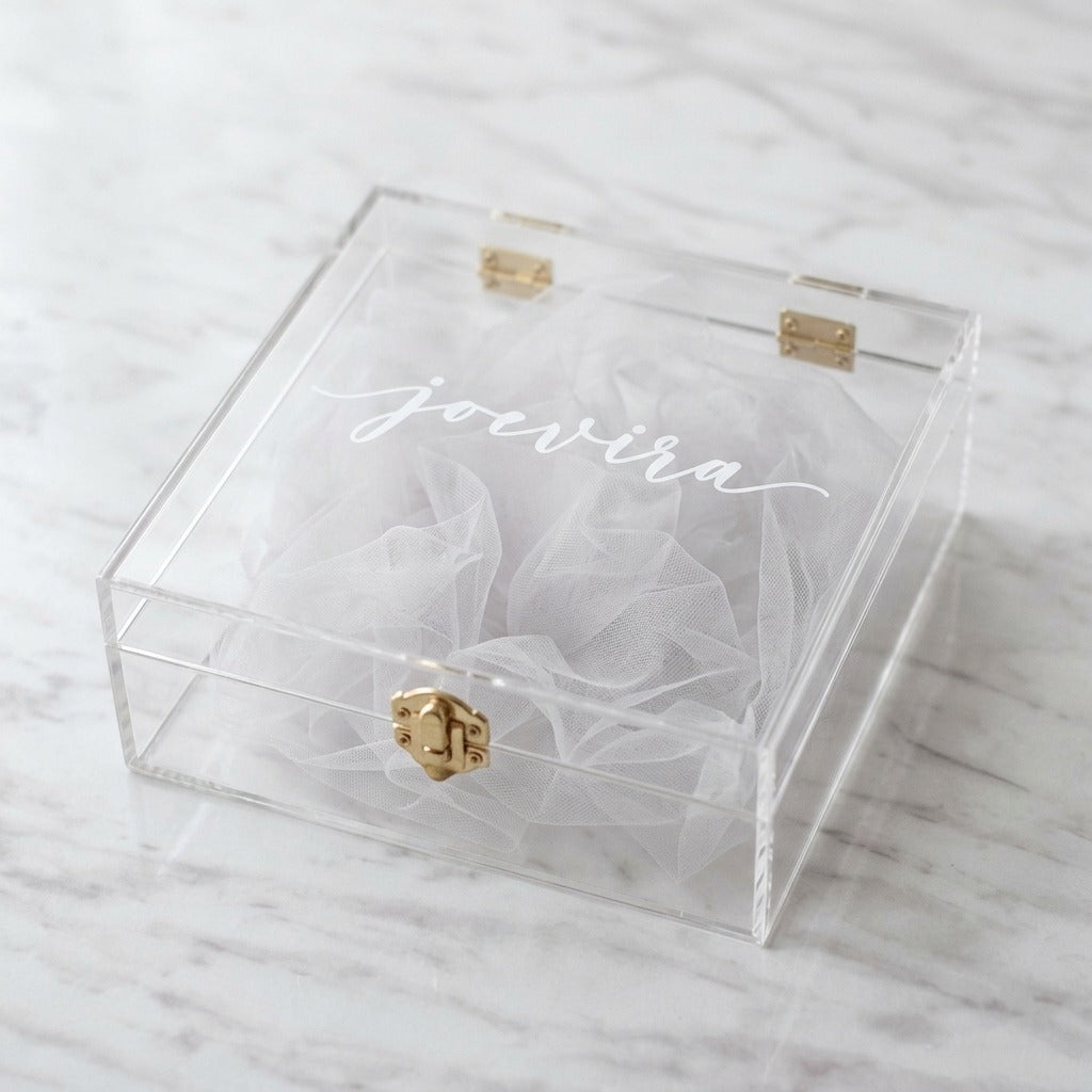 Stylish Acrylic Home Décor – Creative & Elegant Interior Accent