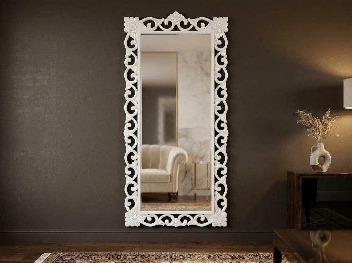 Elegant Accent Mirror – Sophisticated Designer Décor