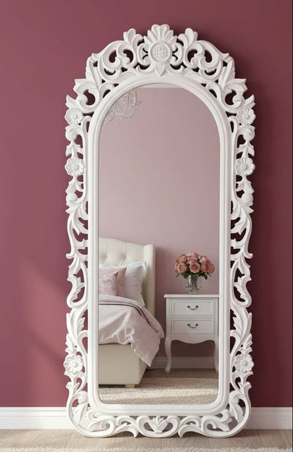 Classic Frame Mirror – Elegant Design for Stylish Interiors