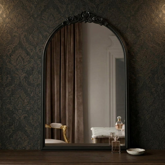 Luxury Frame Mirror – Elegant Décor for Modern Interiors